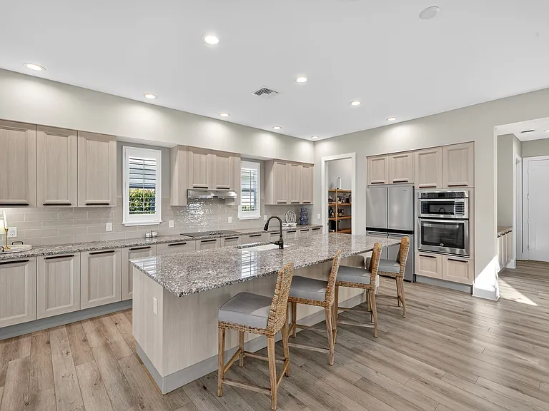14832 Dockside Ln — Photo 12