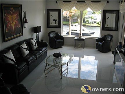 Living Room View of Intracoastal