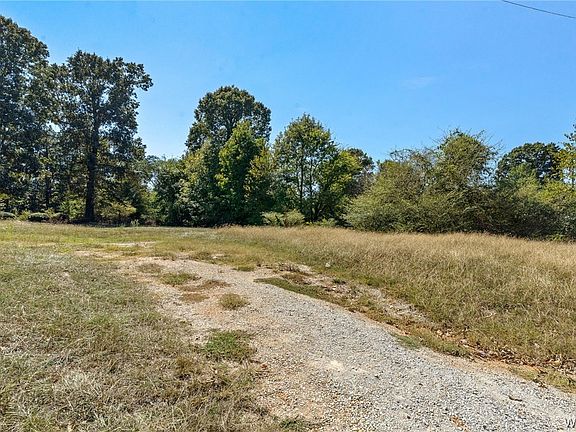 5th image of 706 Crescent Ridge Rd E