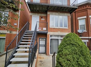 2448 W Grenshaw St #3, Chicago, IL 60612