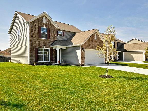 2nd image of 10951 Field Crescent Cir