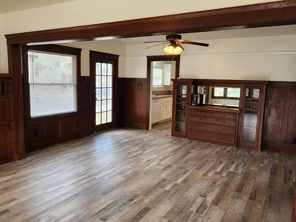 401 N Cherry St, Tulare, CA 93274