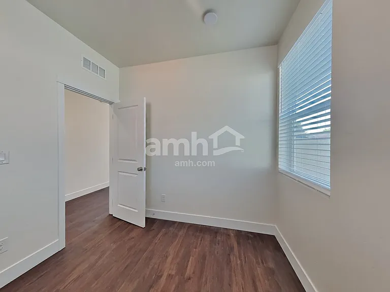11400 W Mesquite St — Photo 9