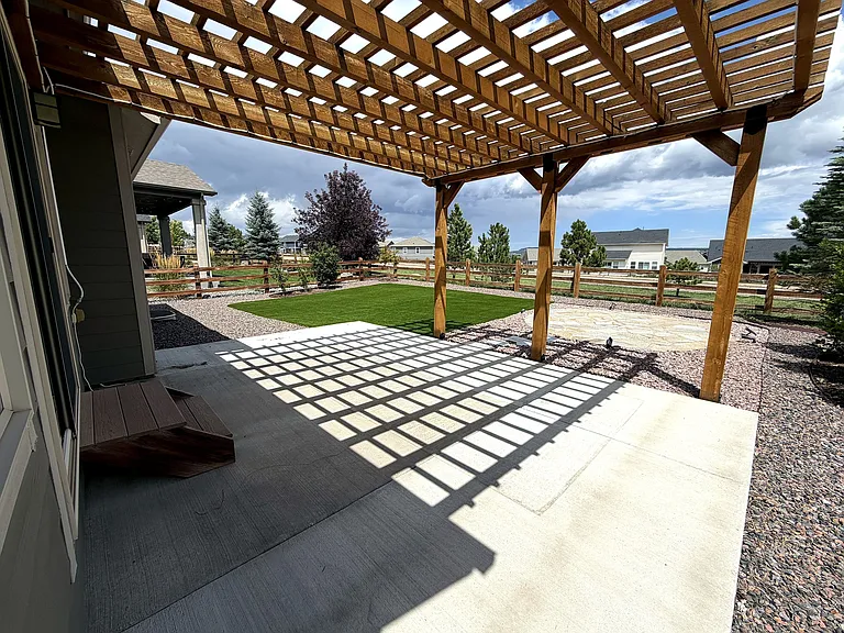 15661 Lake Mist Dr — Photo 23