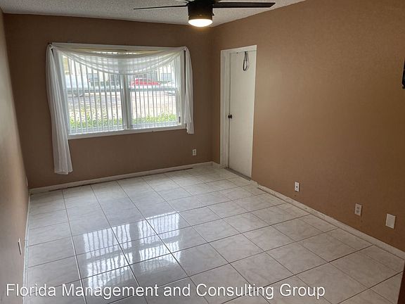 4th image of 4143 NW 90th Ave APT 101