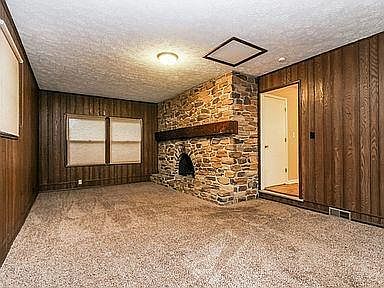 5th image of 2818 W Sycamore Dr