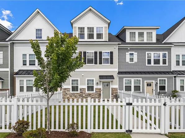 451 Asuza St, Chesapeake, VA 23323