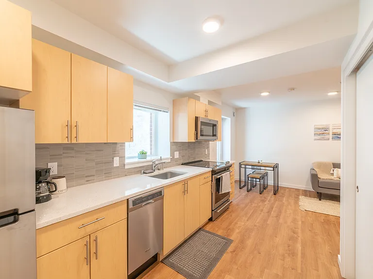 750 11th Ave E #207 — Photo 6