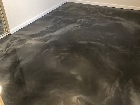 4th image of 805 Wright Ave