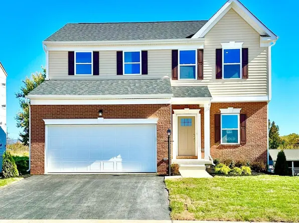 97 Peters Ave, Ranson, WV 25438