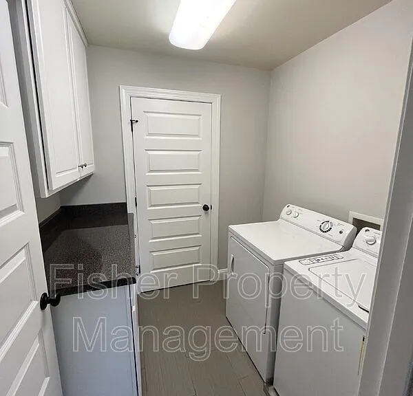 1411 Porter St #B — Photo 26