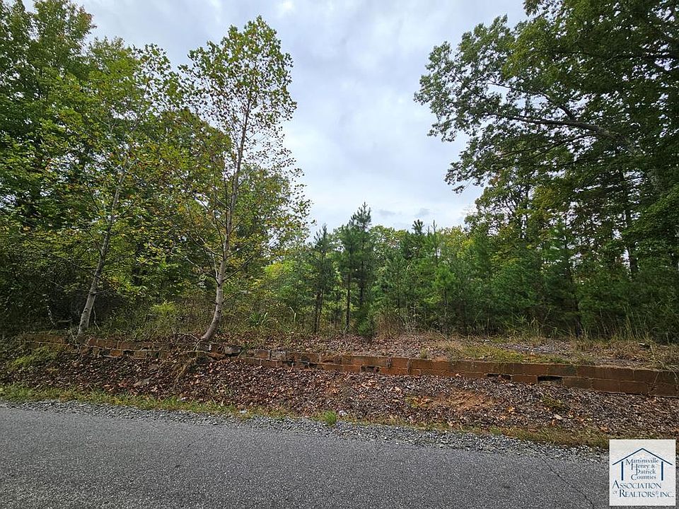 1st image of 3131 Philpott Dr