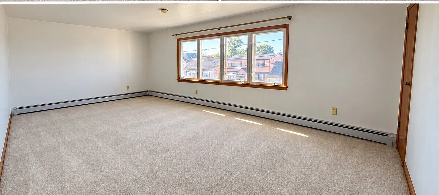 3 bed, $2,500 — Photo 2