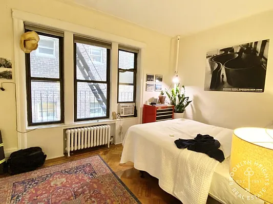 Rented by Brooklyn Heights Real Estate Inc | media 8