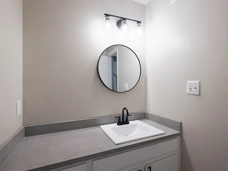 Hampton Hall | Comfort, Convenience, & Community All In One — Photo 346