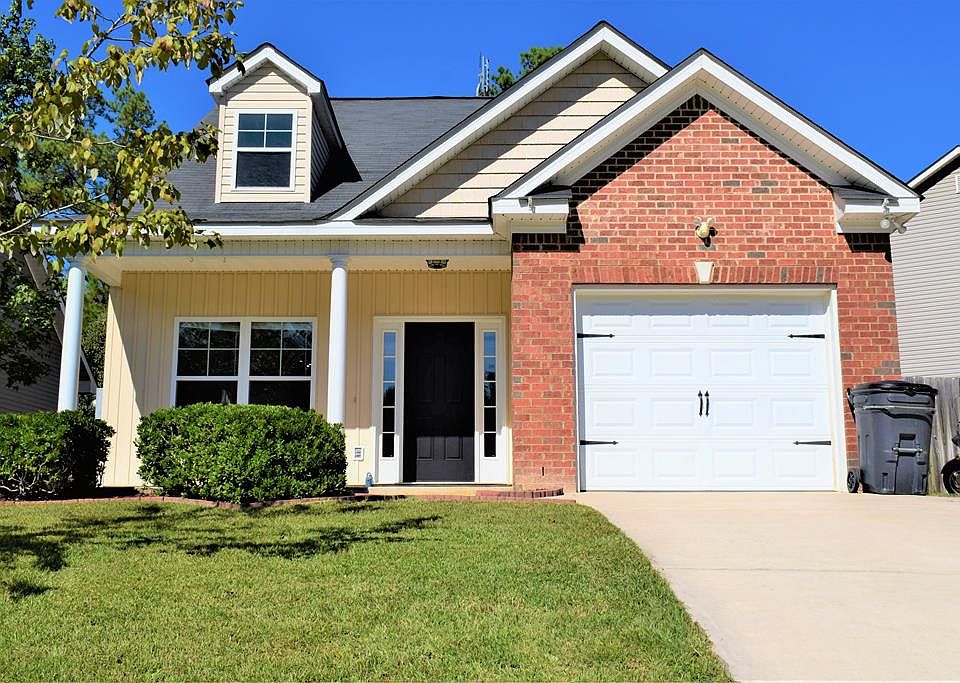 1st image of 1439 Collins Dr