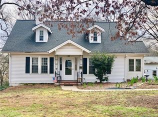 910 Sharon Rd, Albemarle, NC 28001