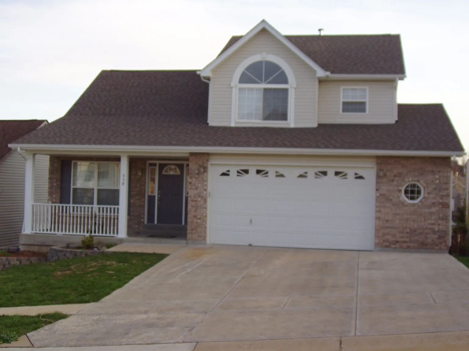 558 Winter Garden Dr photo 1