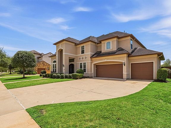 4th image of 6011 Abercombie Ln