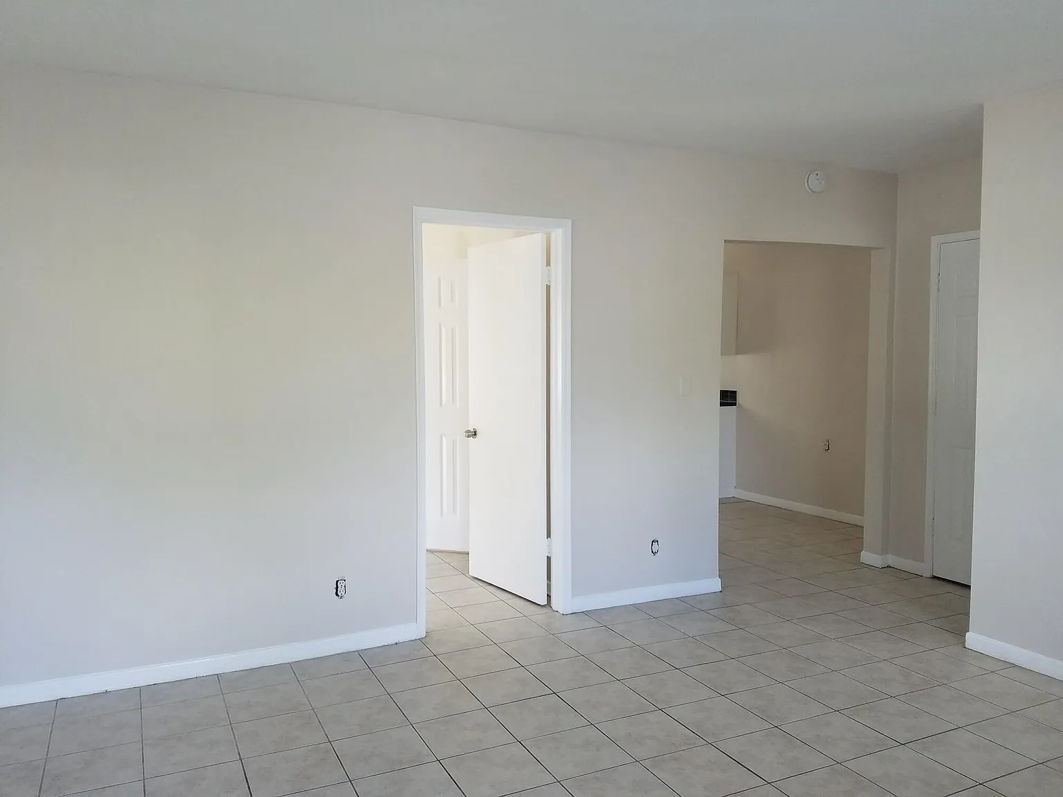1 bed, 1.0 bath, 600 sqft, $1,595 — Photo 2
