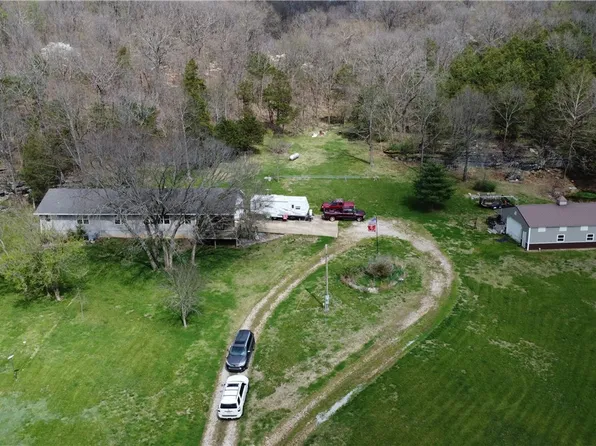 1314 Buzzard Glory Rd, Washburn, MO 65772