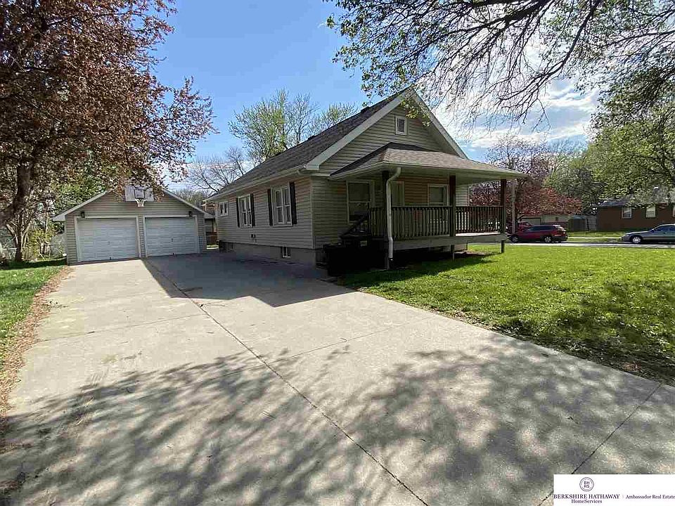 1st image of 5909 Leighton Ave