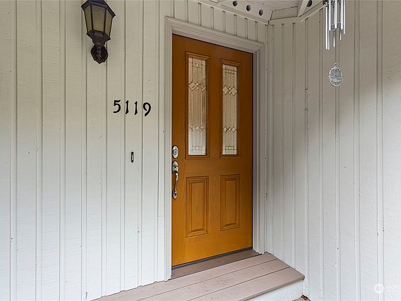 2nd image of 5119 218th Avenue NE