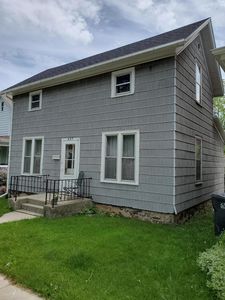 427 E Main St, Plymouth, WI, 53073