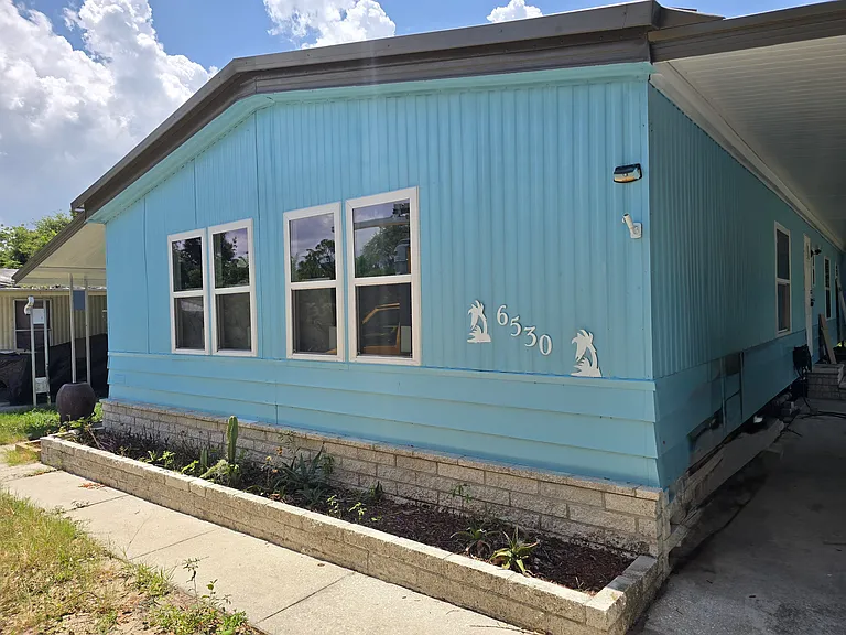 6530 Sutherland Ave — Photo 1