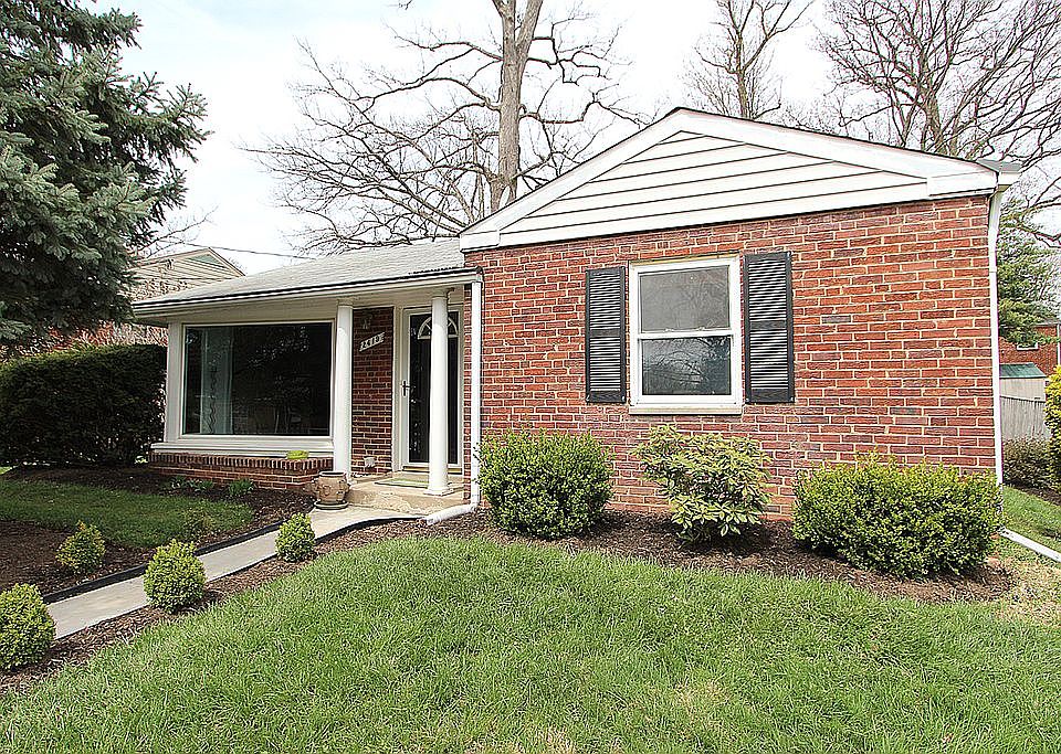 1st image of 2419 Dennis Ave