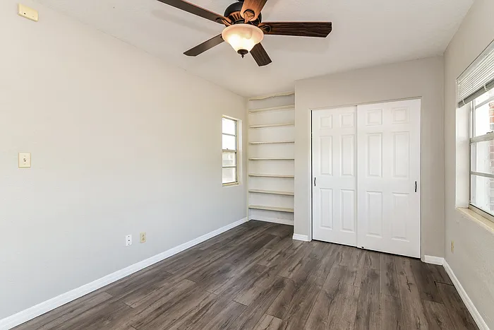 402 Ariana Ave — Photo 10