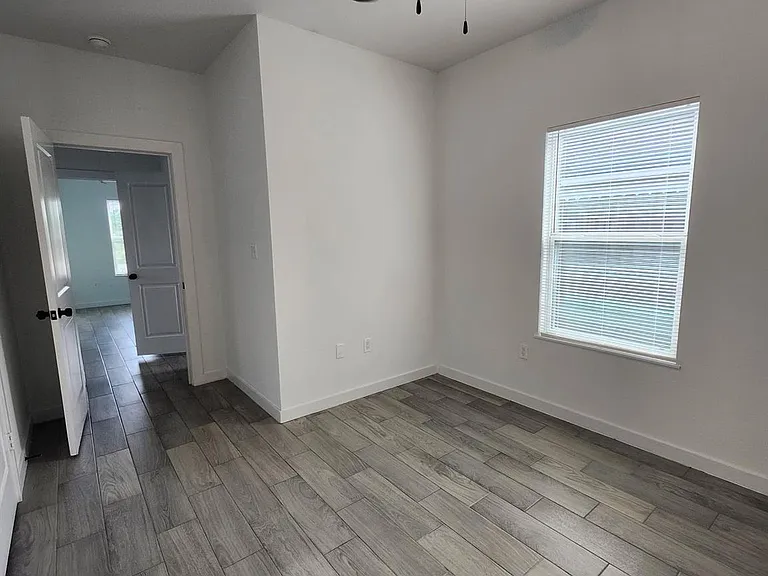1418 Road 5607 — Photo 7