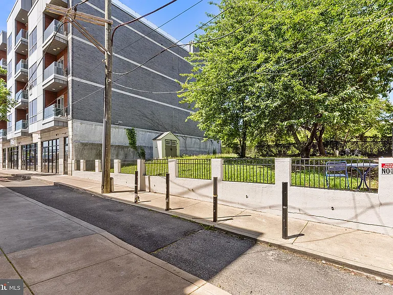 9 Bristow Pl — Photo 27