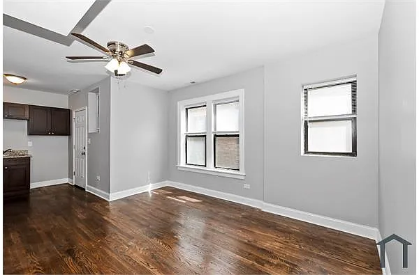 Building Photo - 7121 S East End Ave #1B