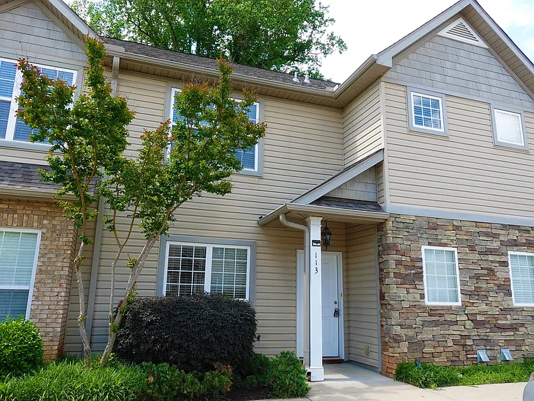 113 Bankside Ln — Photo 2