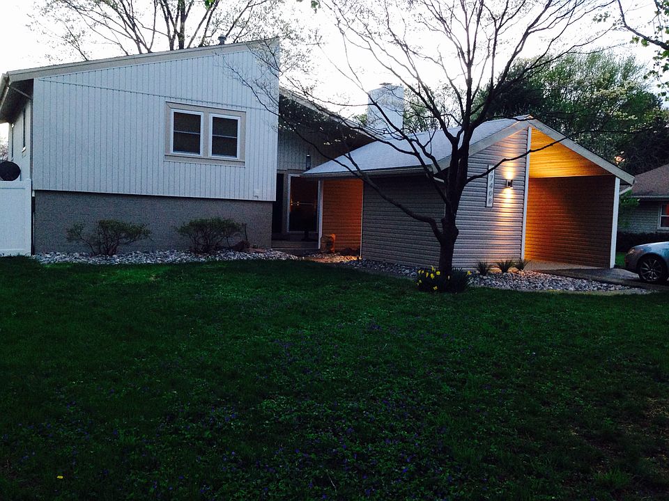 2nd image of 17408 Collier Way
