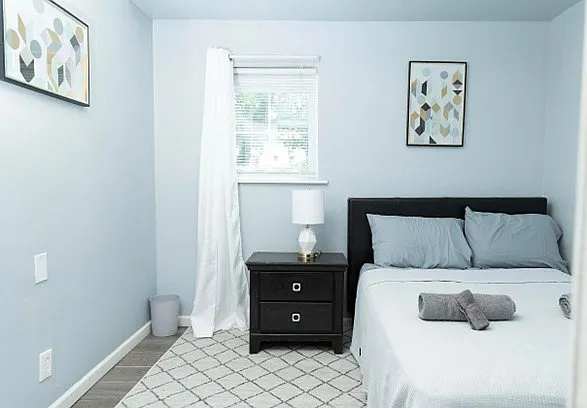 1441 Andrews St NW — Photo 4