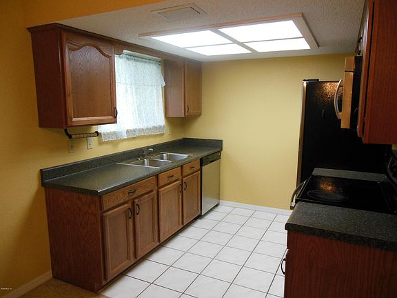 3rd image of 8175 SW 109th Street Rd