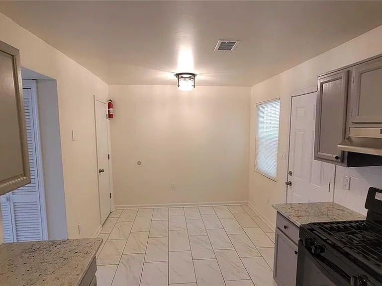 432 Atwood St SW — Photo 6
