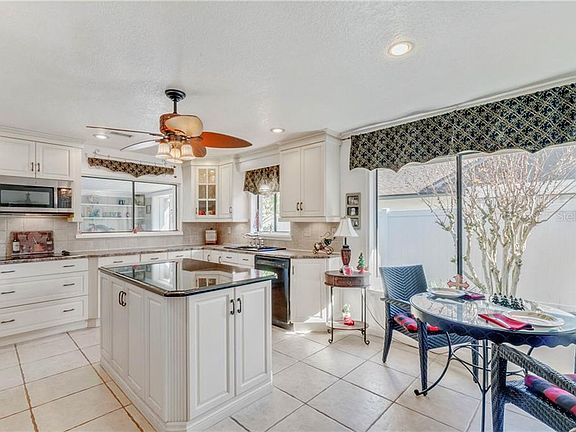 5th image of 202 Lonesome Pine Dr