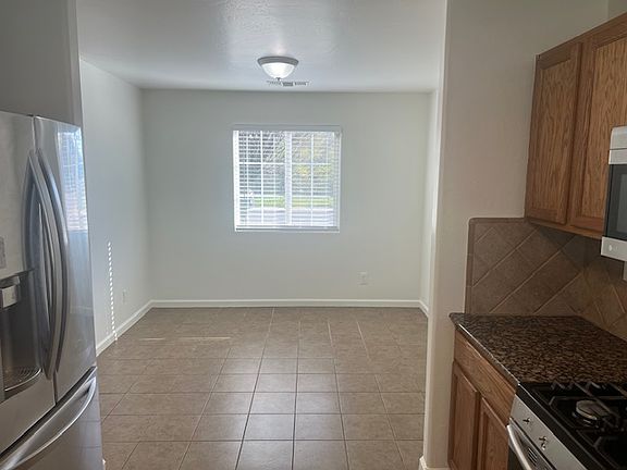5th image of 3285 N McCaffrey Ave