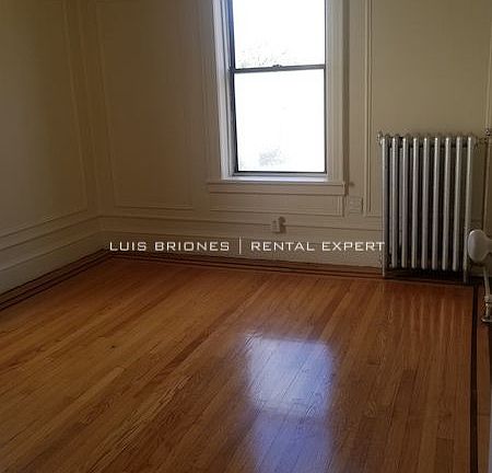 5th image of 8630 98th St APT 4Q