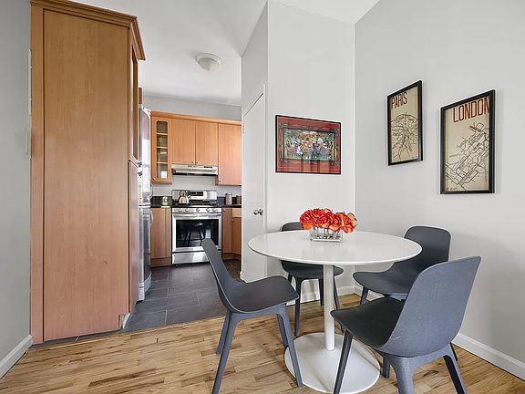 4th image of 77 Underhill Ave APT 3B
