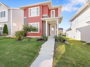 627 Prospect Rd, Waunakee, WI 53597