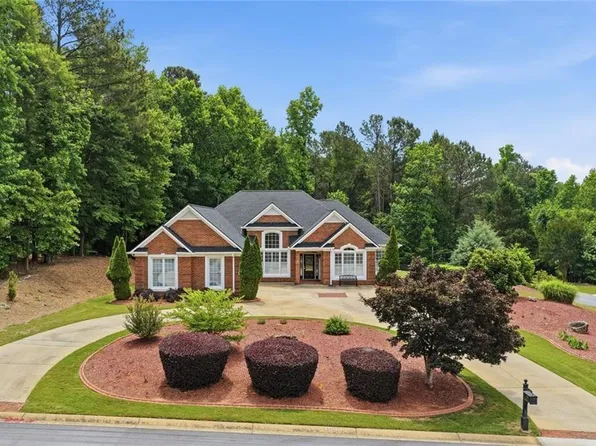 1000 Laddington Ln, Peachtree City, GA 30269