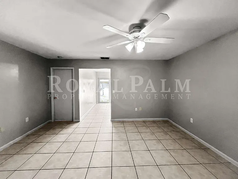 2704 Owen Ave — Photo 11