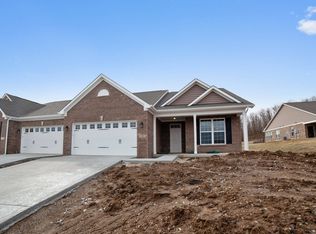 120 Darrough Dr, Greenwood, IN 46143