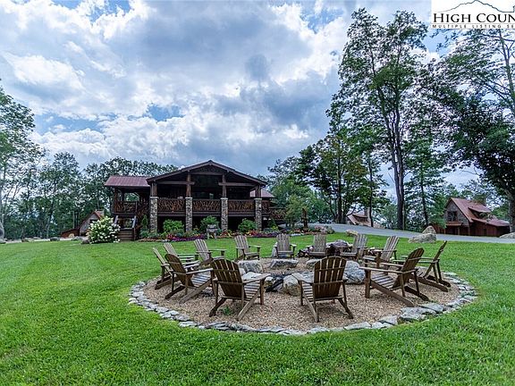 2nd image of 25 Eagle Village Circle