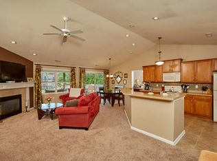 460 County Road Nn E UNIT 7, Mukwonago, WI 53149