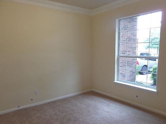 4th image of 3826 Alder Pass Ct